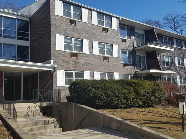 8700 Skokie Blvd APT 1, Skokie, IL 60077