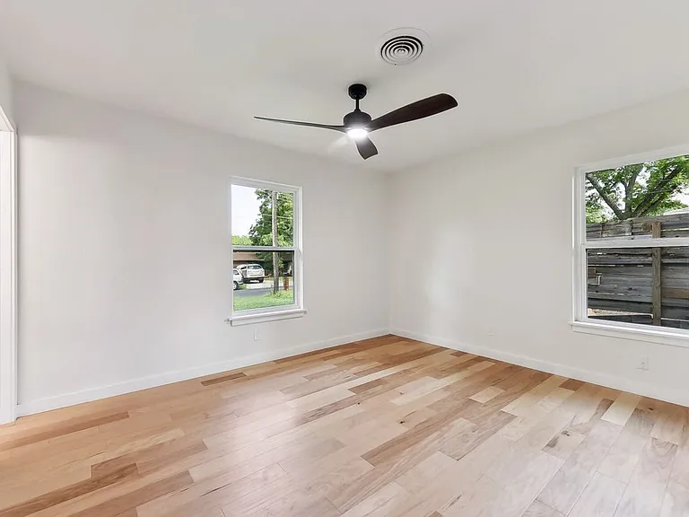 11900 Dove Haven Dr — Photo 15