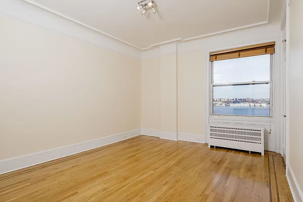 Rented by Stribling | media 17