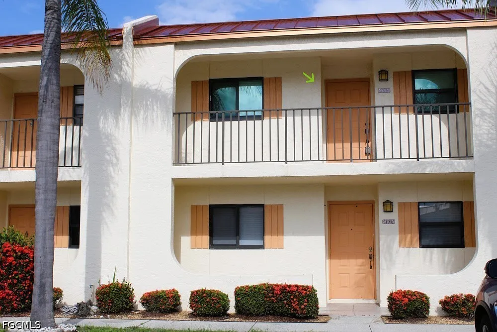 2 bed, 2.0 bath, 892 sqft, $1,700 — Photo 3
