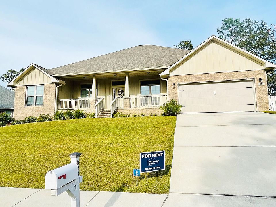 1st image of 825 Wild Egret Ln