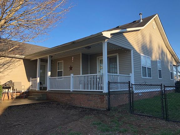 2nd image of 914 Wintercress Ln