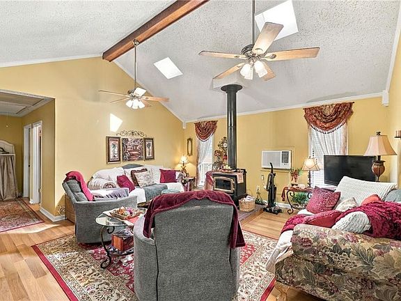 4th image of 34815 Ernest Stilley Rd