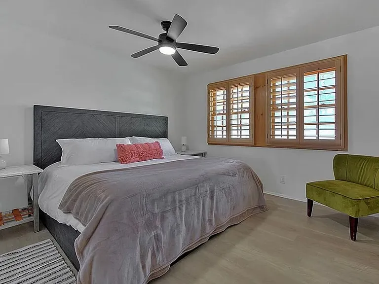 1261 Linda Vista Rd — Photo 8