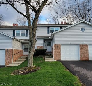 1780 Rolling Hills Dr APT C, Twinsburg, OH, 44087