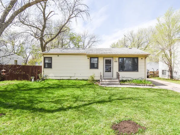 722 29th St N, Fargo, ND 58102