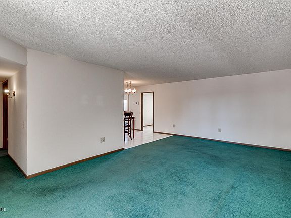 5th image of 17413 N Boswell Blvd