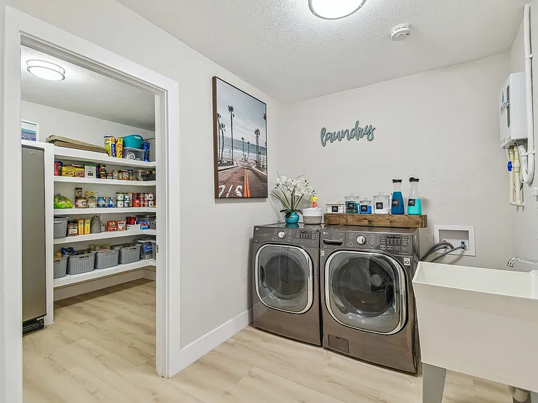 3922 Fontainebleau Dr — Photo 31