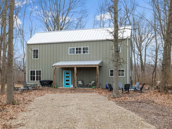 10290 Old Grand Beach Rd, Michigan City, IN 46360