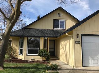 712 Alyssa Cir, Phoenix, OR 97535