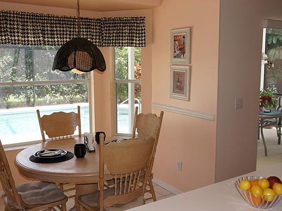 3rd image of 12761 Forestedge Cir