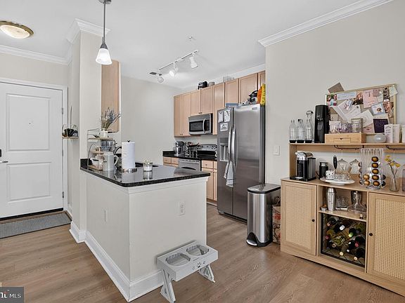 5th image of 1391 Pennsylvania Ave SE Unit 358