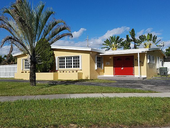 2nd image of 9321 Nautilus Dr