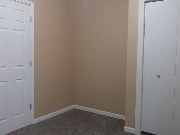 4th image of 2042 338th Ln NE