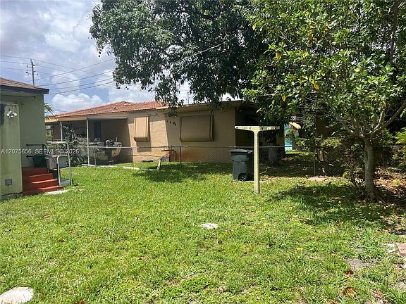 3rd image of 1851 NW 51st Ter