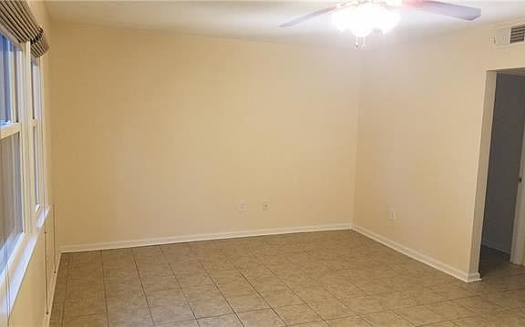 2nd image of 6656 Argonne Blvd