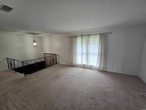 2nd image of 3403 Millbrook Rd