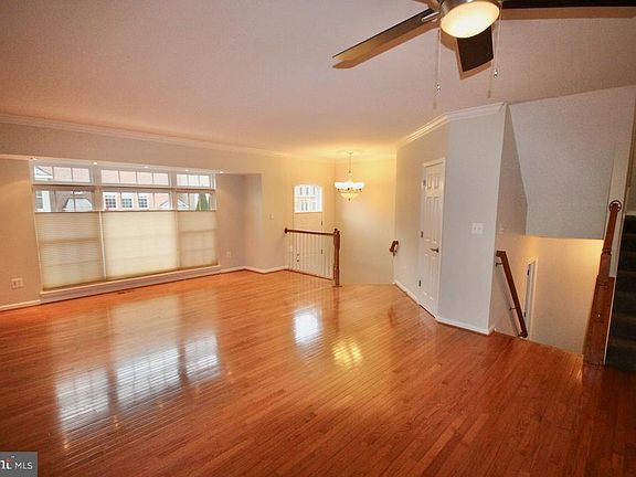 3rd image of 12005 Englemeade Dr
