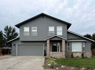 764 NW 19th Pl, Redmond, OR 97756