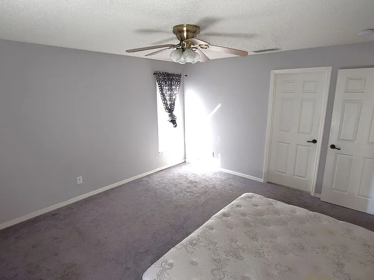 500 Lake Charles Dr — Photo 22