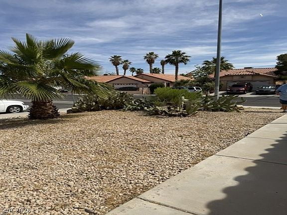 2nd image of 6204 Caprino Ave
