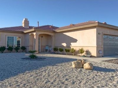 14386 Rachel Dr, Adelanto, CA, 92301