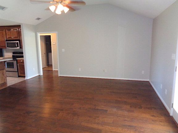 4th image of 5891 Barkley Ln