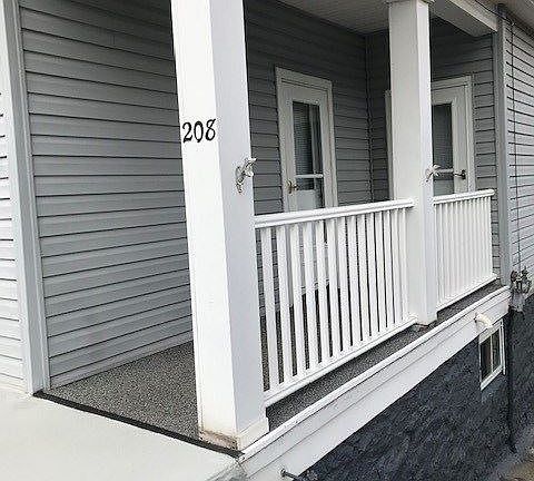 2nd image of 208 Grand Ave