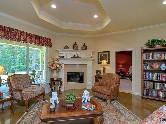 5th image of 220 Whistler Ln