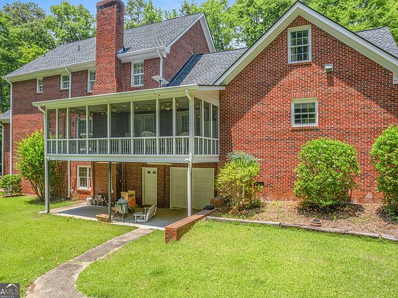 5th image of 165 River Cove Rdg