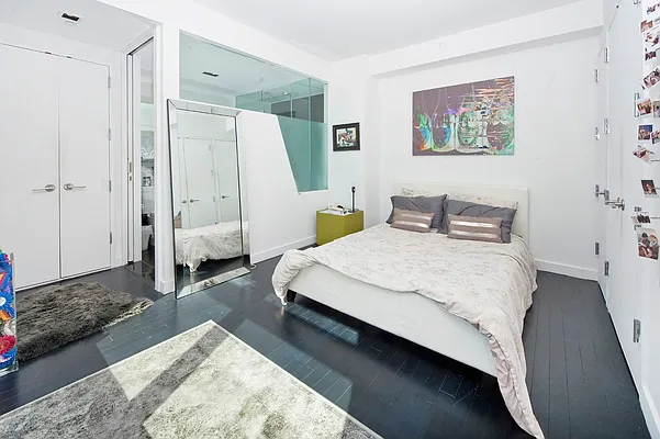 Sold by Keller Williams NYC | media 32