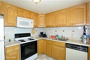2nd image of 3030 Ellenwood Dr