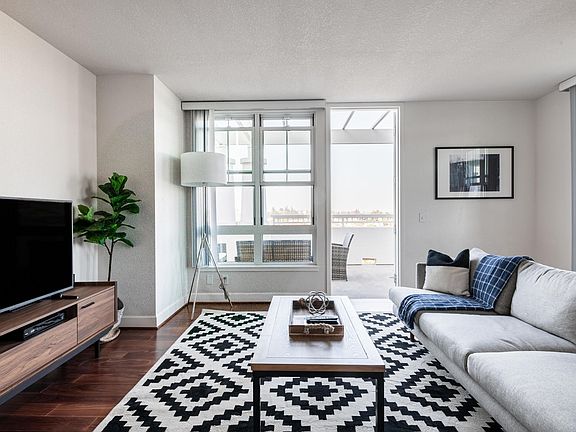 2nd image of 20488 Stevens Creek Blvd APT 1519