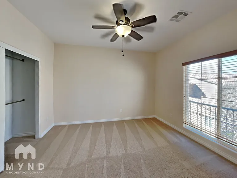 2000 Hollywell St — Photo 15