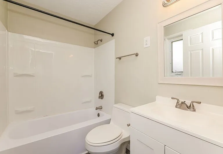 5260 Springfield Jamestown Rd — Photo 9