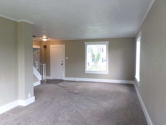 4th image of 1646 Grant St