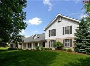 1252 Tammany Ln, Saint Louis, MO
