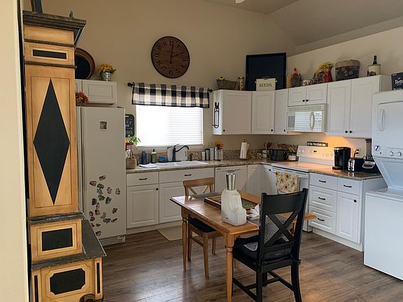 4th image of 1707 Buckthorn Ct