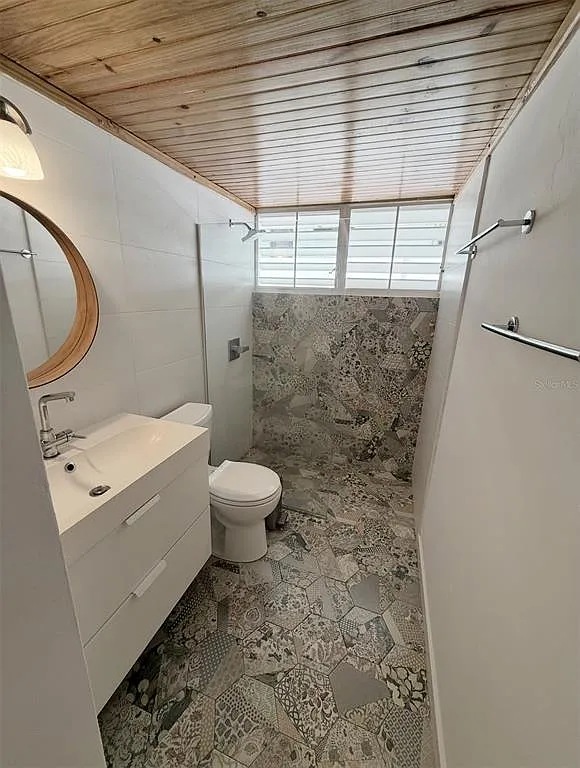 1 bed, 1.0 bath, 664 sqft, $1,900 — Photo 3