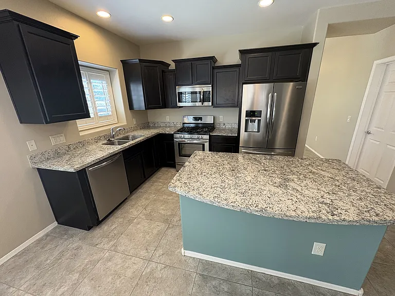 551 S Courts Redford Dr — Photo 19