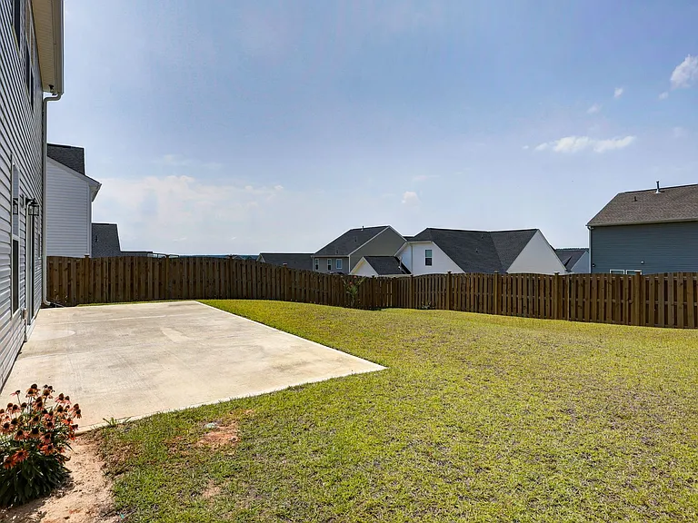 417 June Gold Ln — Photo 2
