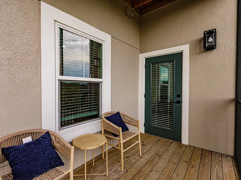 Vantage Apartments — Photo 67