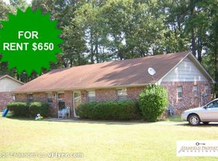 8248 Glenwoods Dr, Riverdale, GA 30274