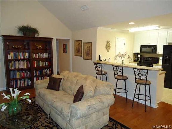 2nd image of 1508 Hallwood Ln