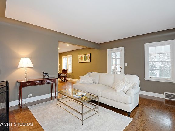 3rd image of 614 Wayland Ave