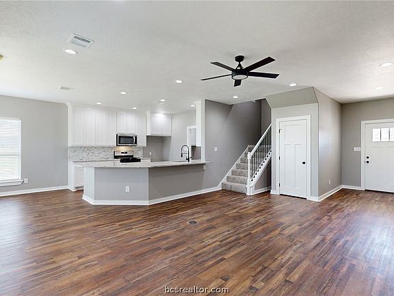5th image of 847 Mimosa Ln