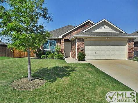 1st image of 2113 Shady Bend Cir