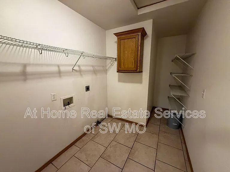 3314 N Marion Ave — Photo 11