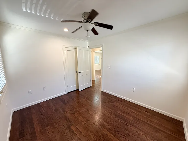 445 Alviso St — Photo 12