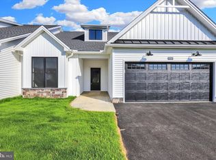 4581 Range Runner Dr, Fayetteville, PA 17222